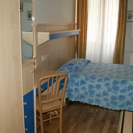 Отель Milano 3*